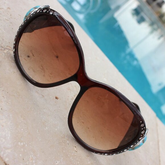 Montana West Sunglasses in Coffee w/Turquoise Flower Concho Accents main image 15